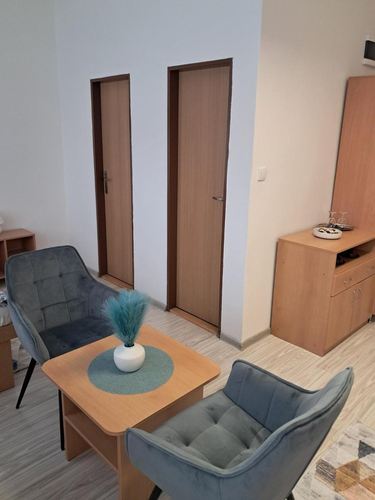 Auberge de jeunesse Sd Urbankova 2 à Košice Extérieur photo
